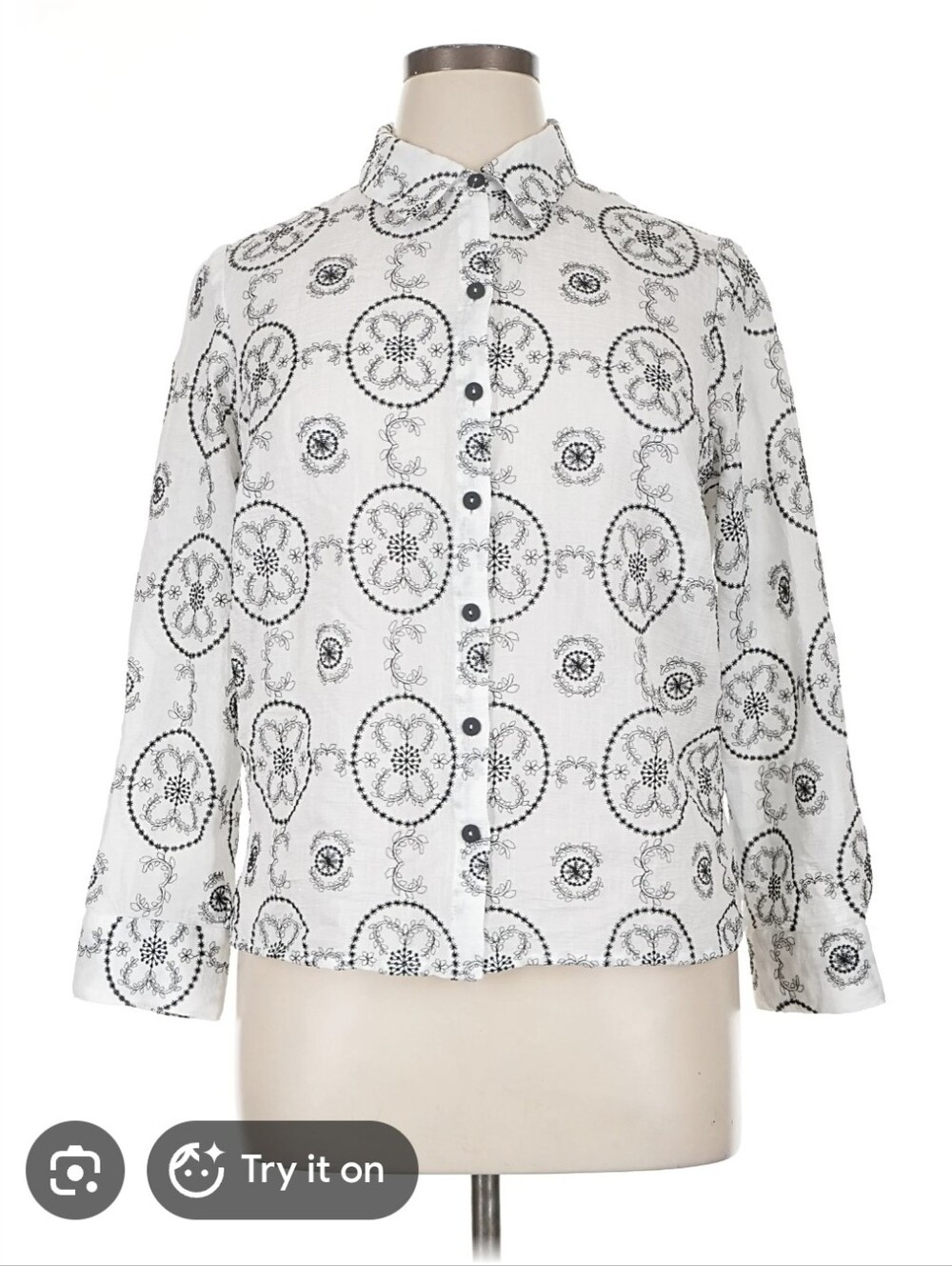 NWOT Fig & Flower Lightweight White All Over Embroidered Top Size Large